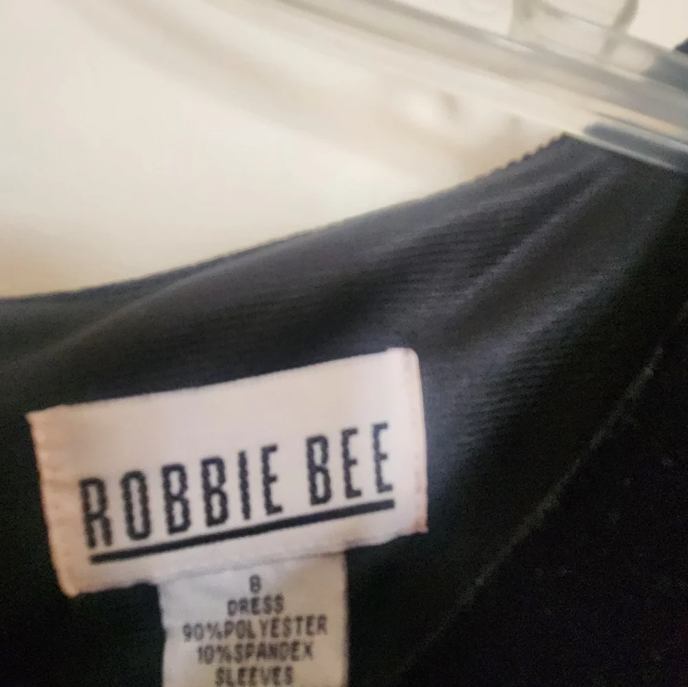 Robbie Bee Black Dress with Sheer Star Sleeves - Picture 4 of 6
